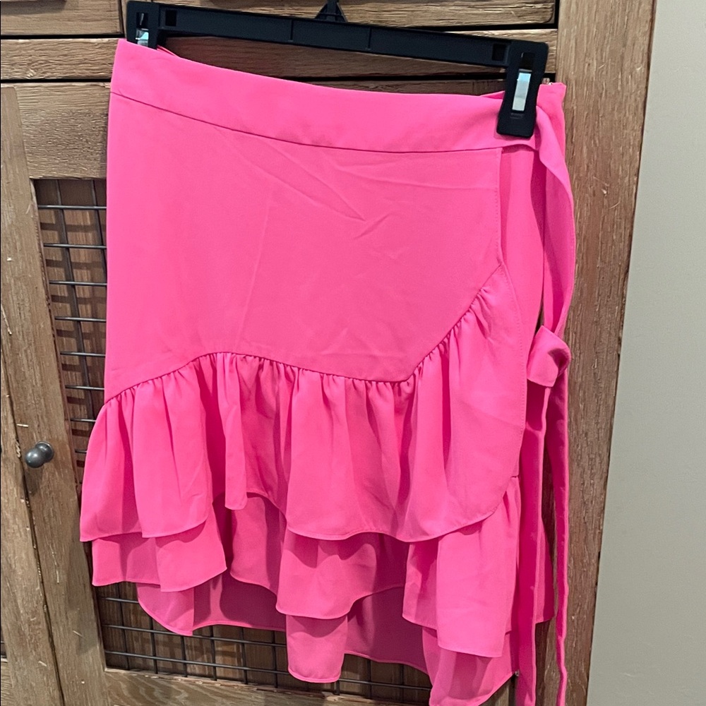 Lilly Pulitzer Nessa skirt in pink cosmo